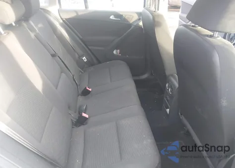 2012 Volkswagen Tiguan S z USA, uszkodzony, nr VIN WVGAV7AX4CW529409